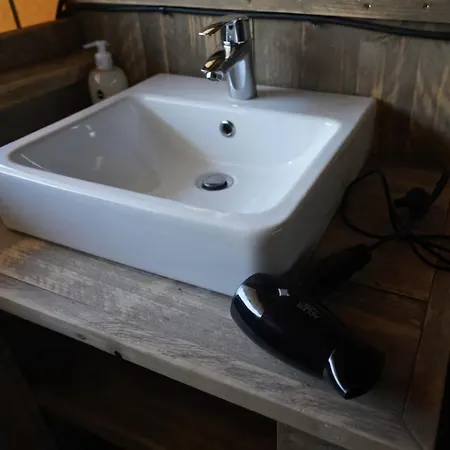 F1 Weekend House Close To 6 Guests Doc *